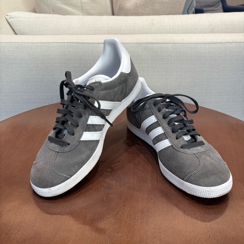 Adidas Men’s Gazelle Sneakers, Size 6.4